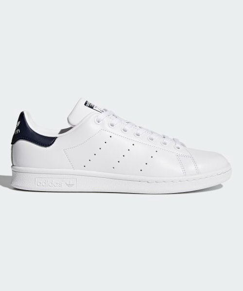 2) Adidas Stan Smith — The clean one that makes you look more “polished” without being formal