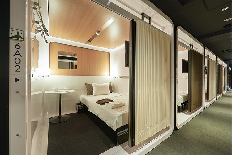 Tokyo Capsule Hotels in 2026: The Version People Don’t Put in Reels
