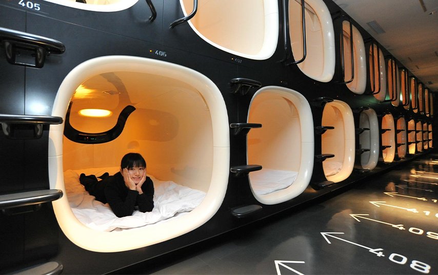 Tokyo Capsule Hotels in 2026: The Version People Don’t Put in Reels