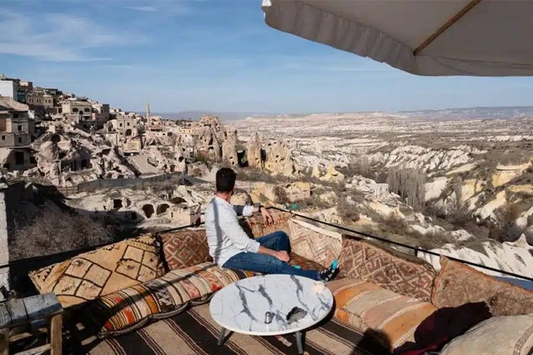 A Cave Hotel in Cappadocia — Worth It or Just Aesthetic?